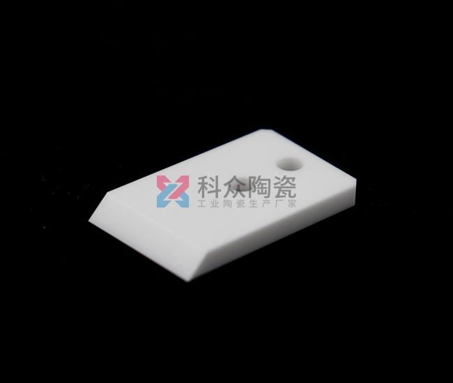 氧化鋯陶瓷產(chǎn)品有什么性能優(yōu)勢(shì)呢？（圖）